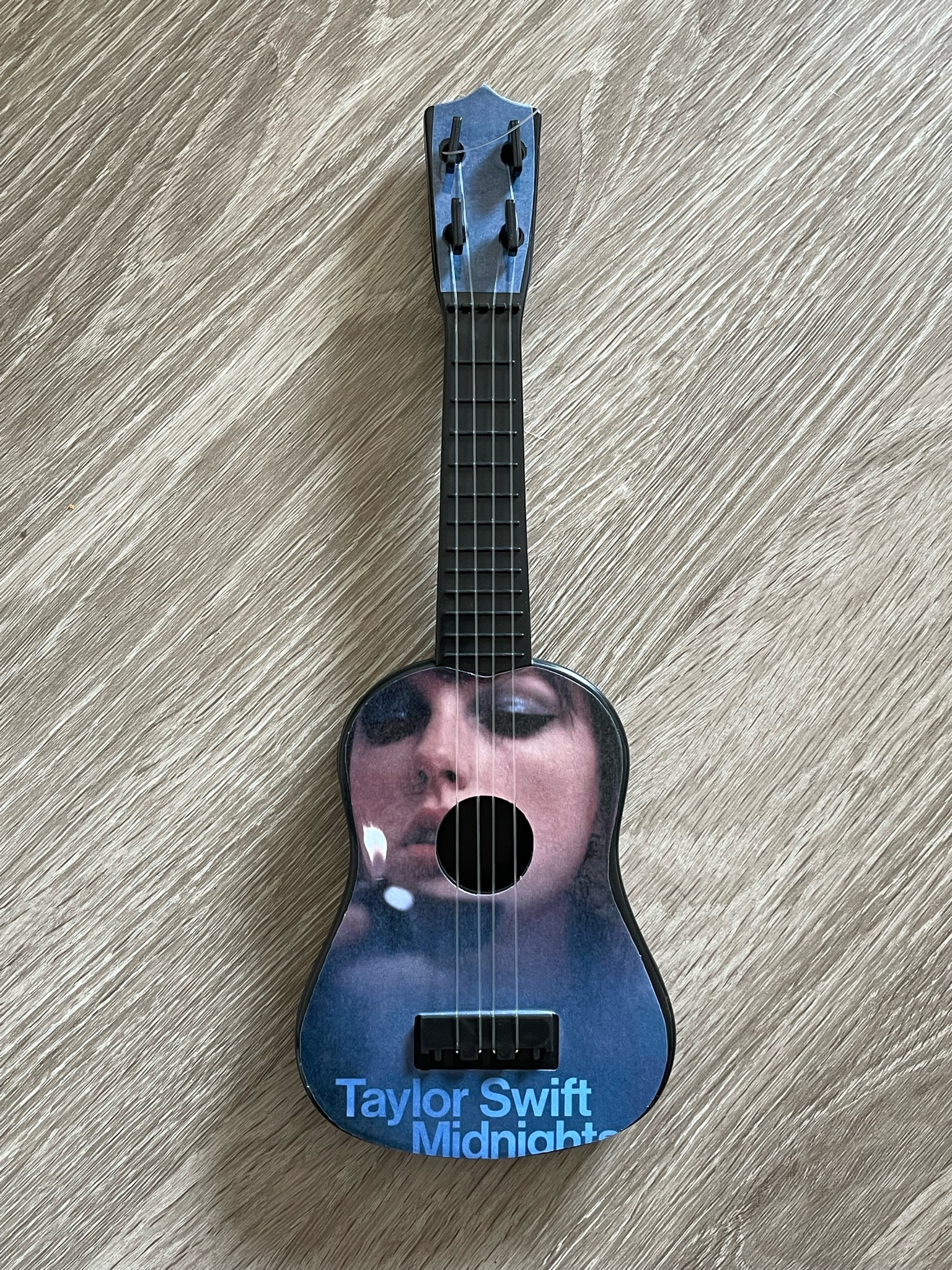 Midnights Mini Guitar